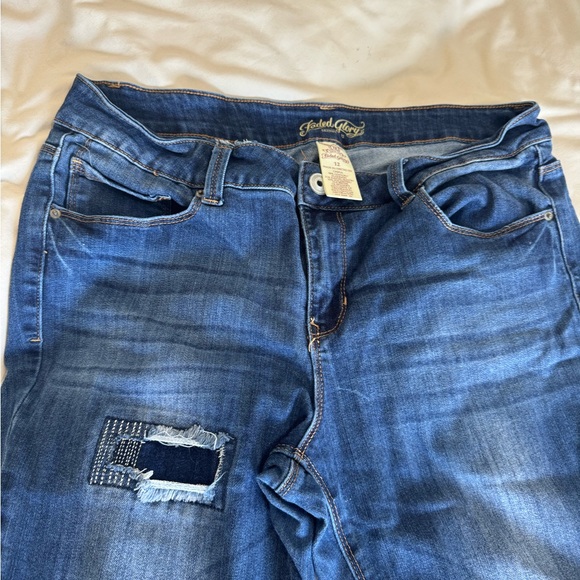 Jeans - Picture 2 of 7